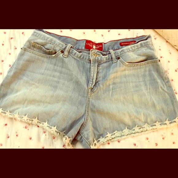 Lucky brand jean shorts - Picture 2 of 7