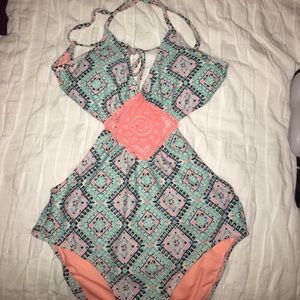 One piece sexy swim suit