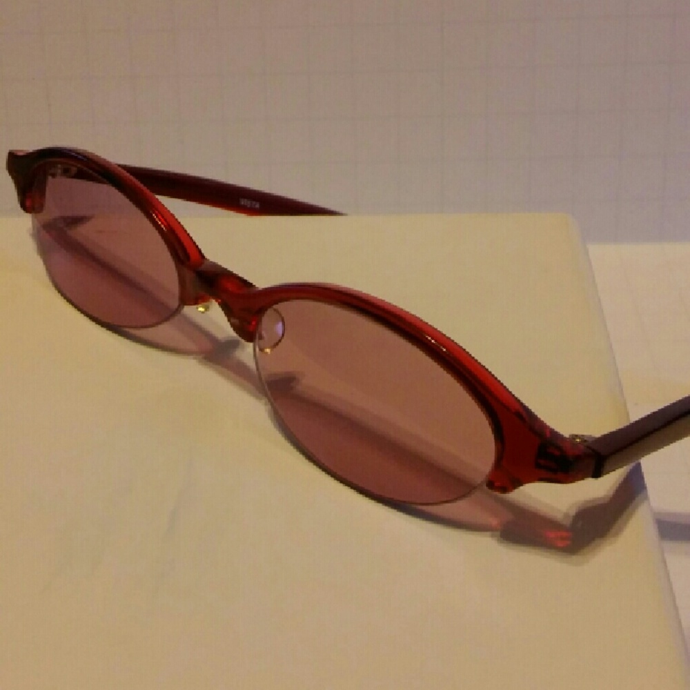 Ladies TOKEYO BAY " red ruby " sunglasses, cool
