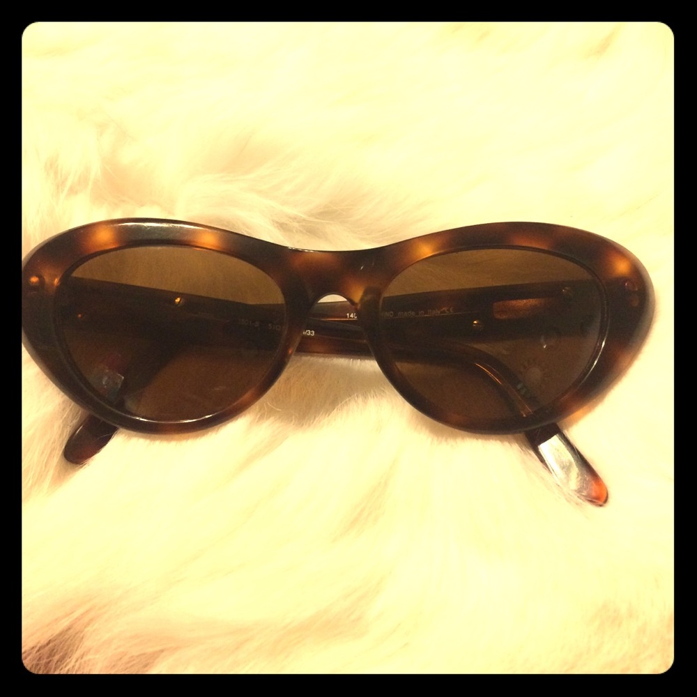 Authentic Moschino Frames Unique💕