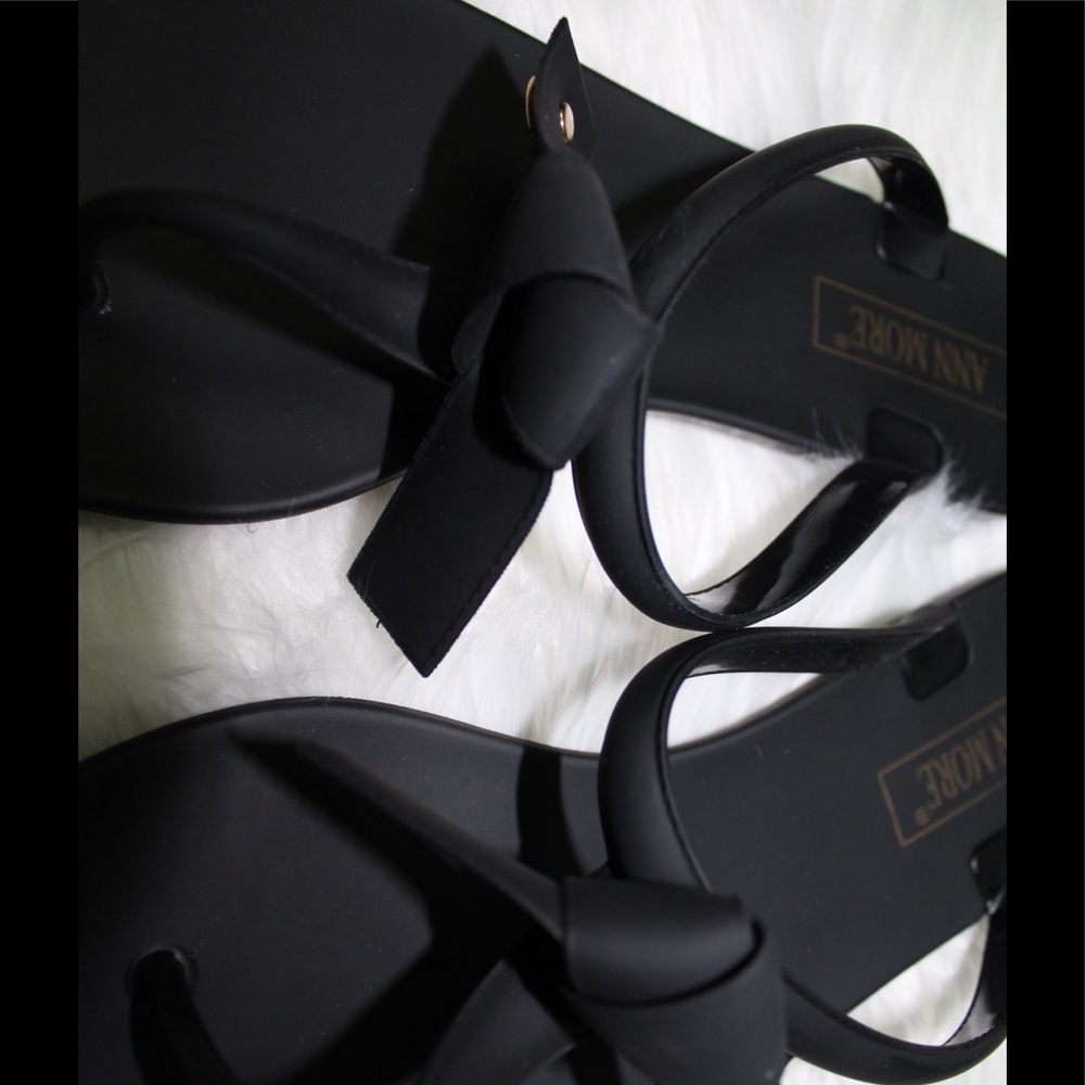 Black Jelly Bow Sandals Lowest Price - Picture 2 of 3
