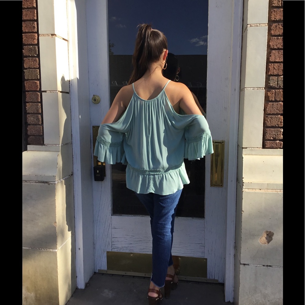 SOLD OUT - Picture 3 of 4