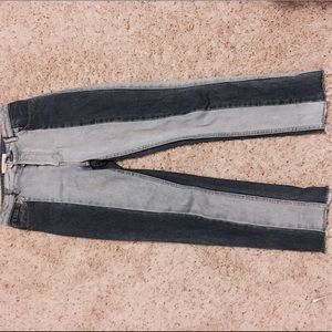 HIGH WAISTED PANELED MOM JEANS