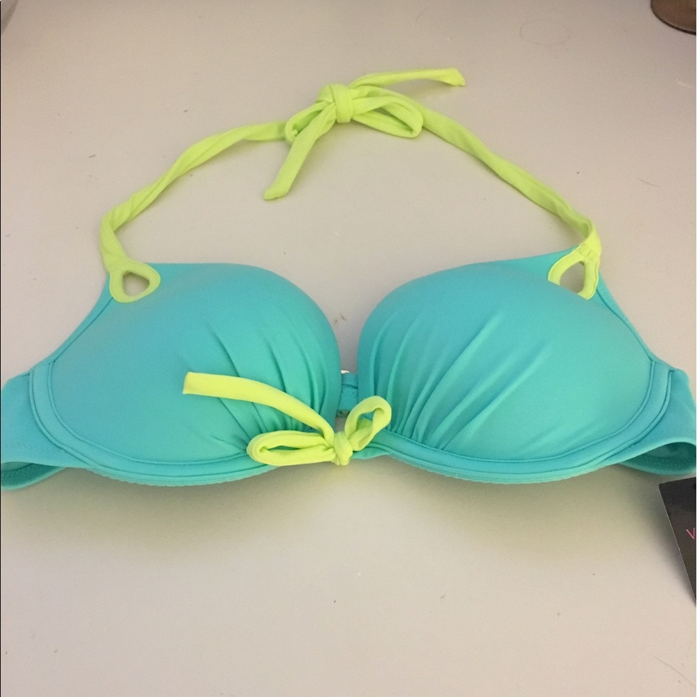 Victoria's Secret halter push up top
