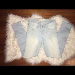 Hollister Light Washed Jeans Size 5