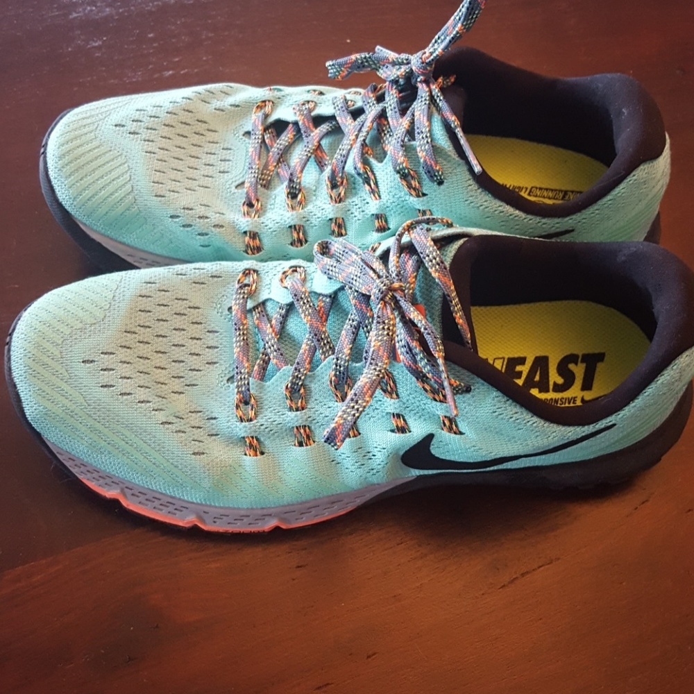 Womens Nike Air Zoom Terra Kiger 3 Green/bla