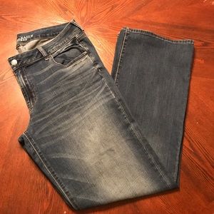 NEW American Eagle Favorite Boyfriend jeans
