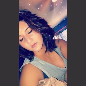 Meet your Posher, Whitney