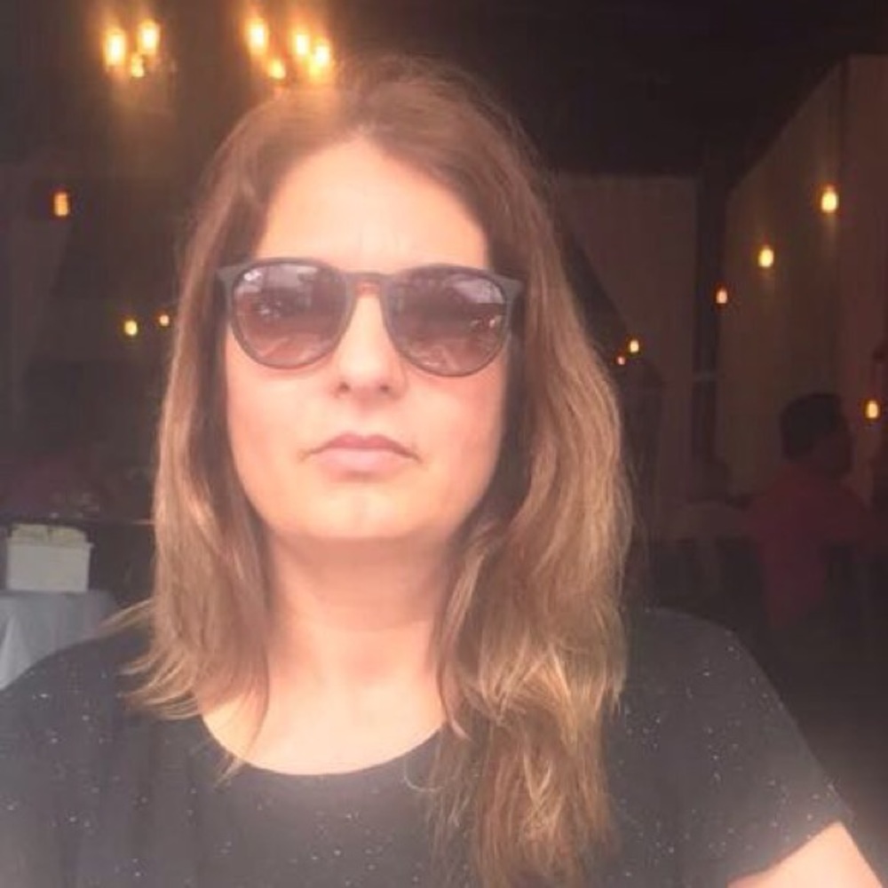 Meet your Posher, Claudia