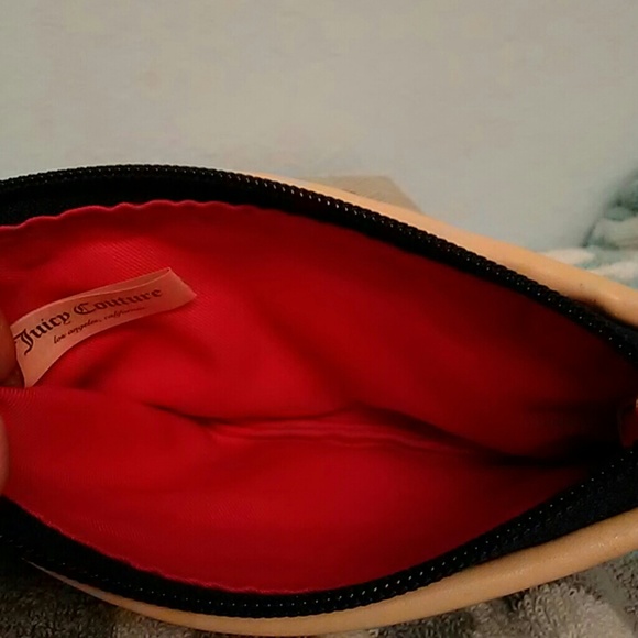 VTG YK Juicy Couture wristlet with a detachable strap - Picture 3 of 3