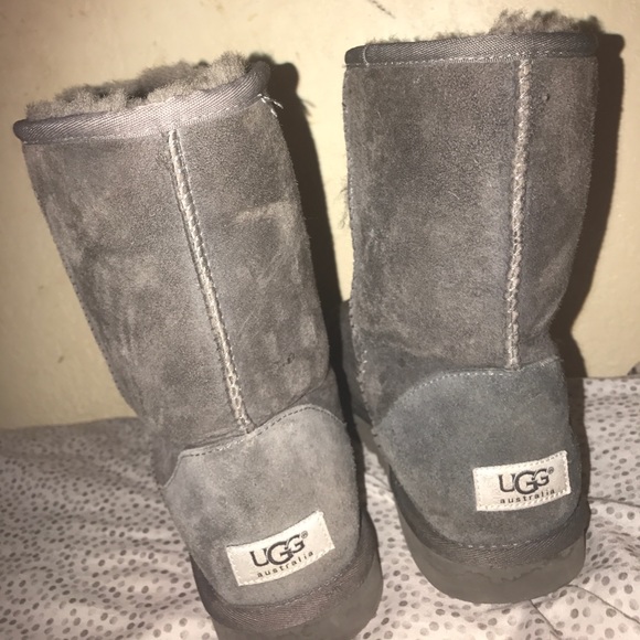 ❌SOLD❌Gray UGG boots - Picture 3 of 6