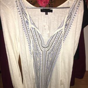 Cute and comfy blouse/tee
