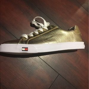 Tommy Hilfiger sneakers