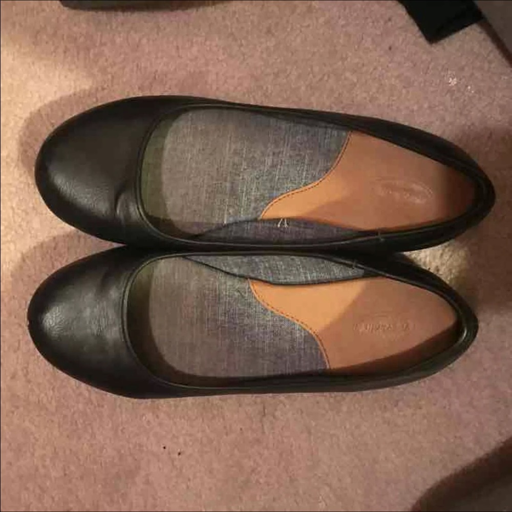 Dr Scholls black flats