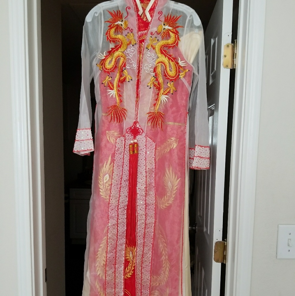 Traditional dress