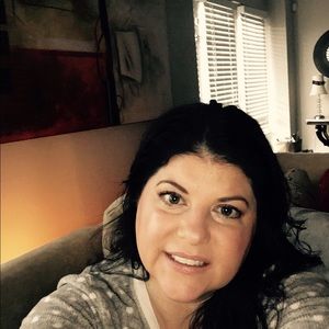 Meet your Posher, Kara