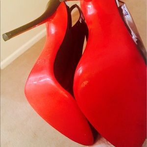 100% **AUTHENTIC** Sling Back Christian Louboutins