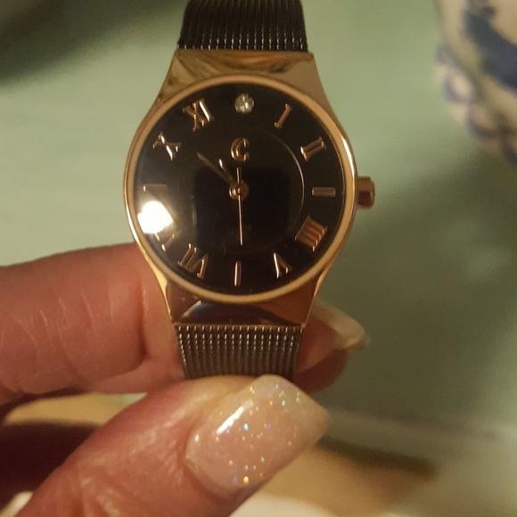 Watch - Picture 3 of 3