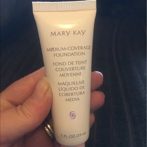 Mary Kay Medium Coverage Foundation