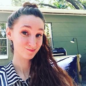 Meet your Posher, Leni