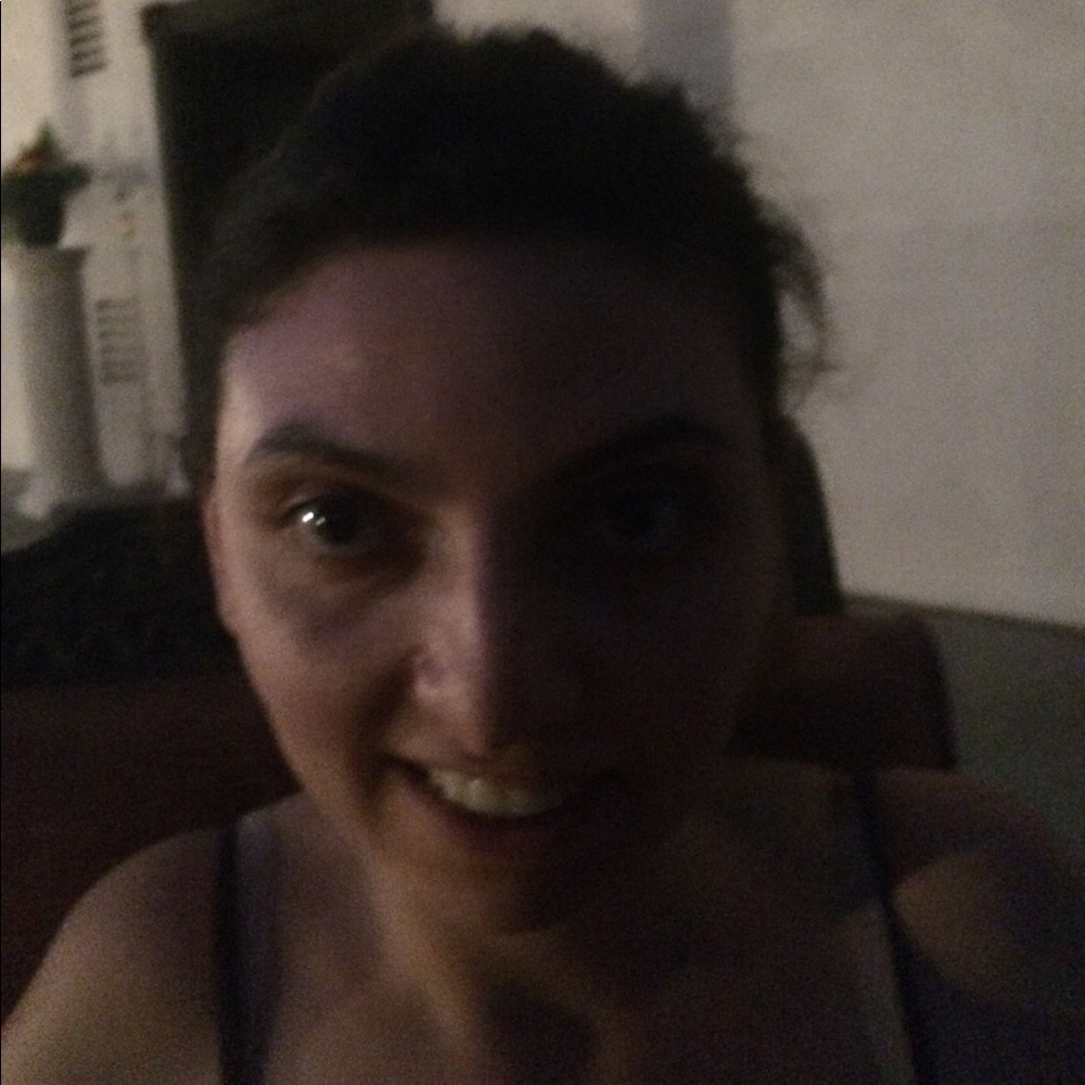 Meet your Posher, Atina