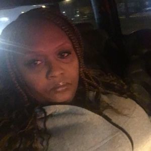 Meet your Posher, Cynthia