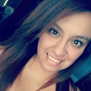 Meet your Posher, Paulina