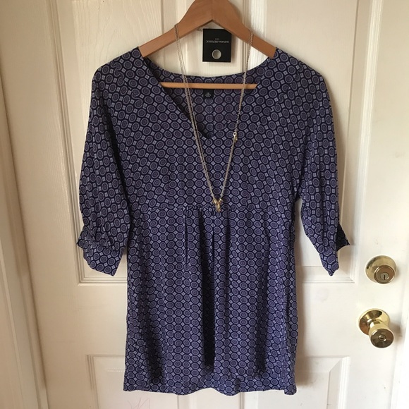 Banana Republic Tops - 🍦Banana republic silk tunic blouse