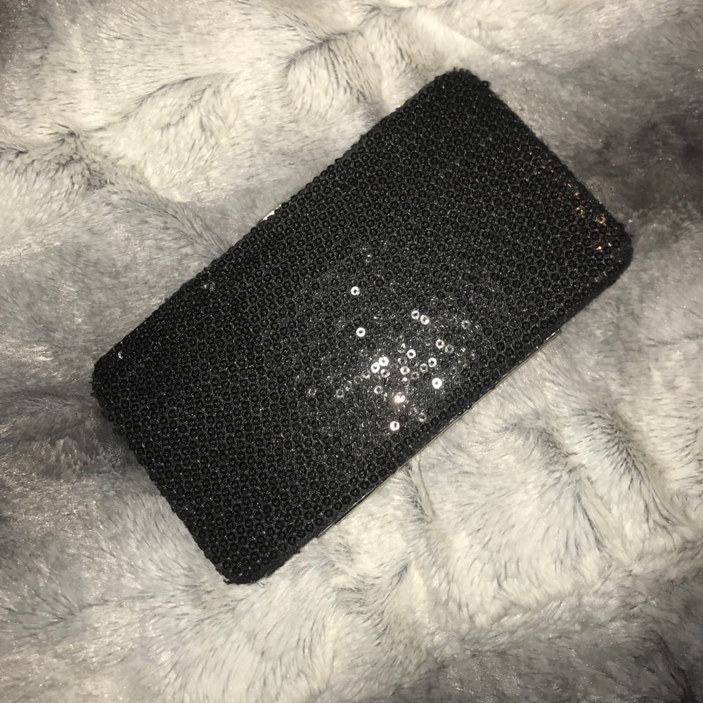 Black clutch 👛