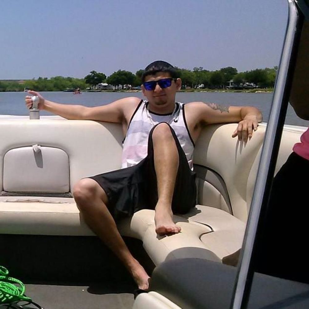 Meet your Posher, Carlos