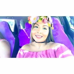 Meet your Posher, Gabriela