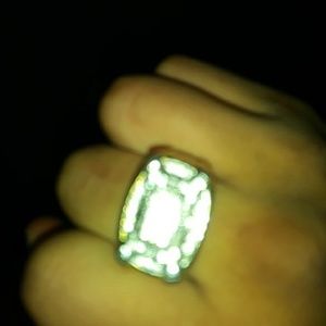 Meet your Posher, Adrian