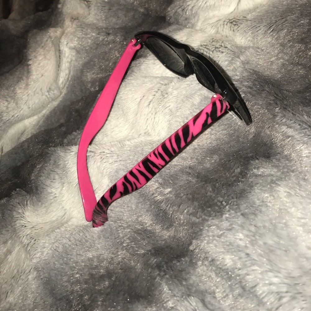 Pink Sibra print sunglasses!!