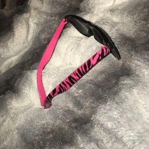 Pink Sibra print sunglasses!!