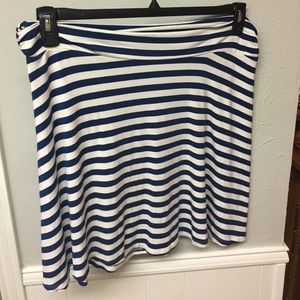 Navy and white striped skirt XXL Merona