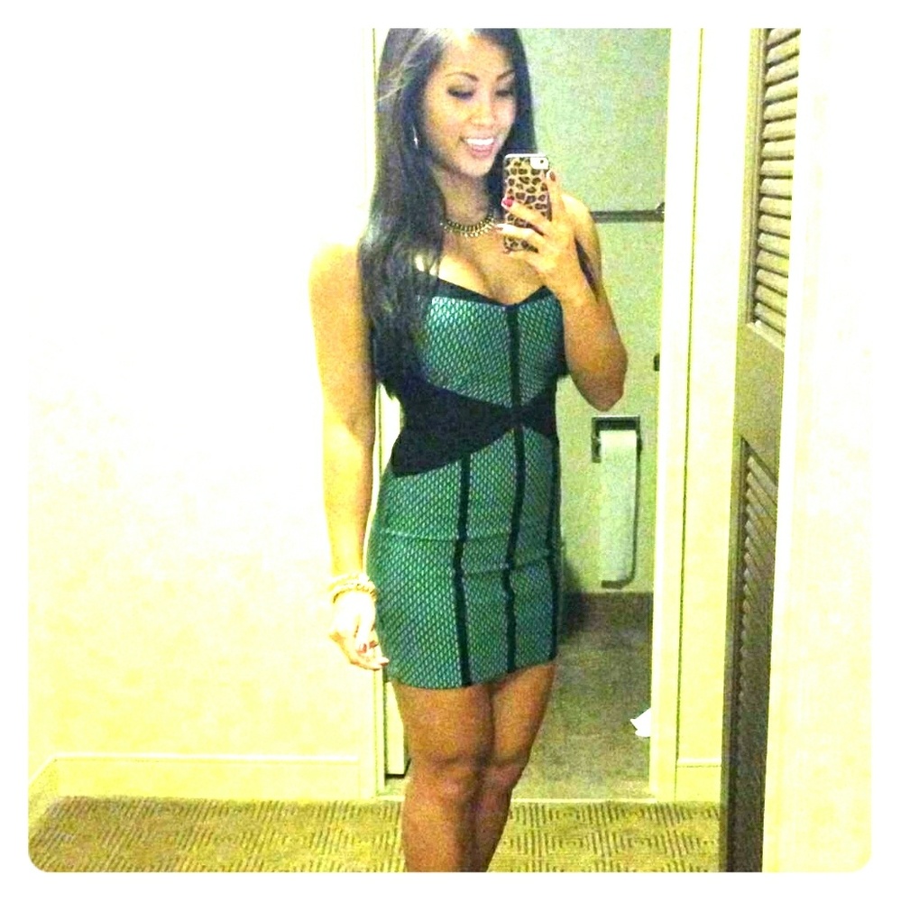 Bebe dress