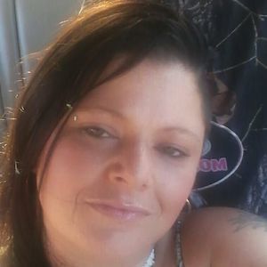 Meet your Posher, Evay