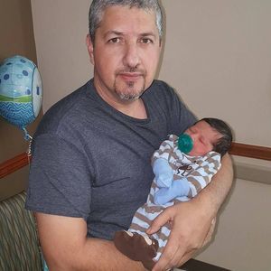 Meet your Posher, César