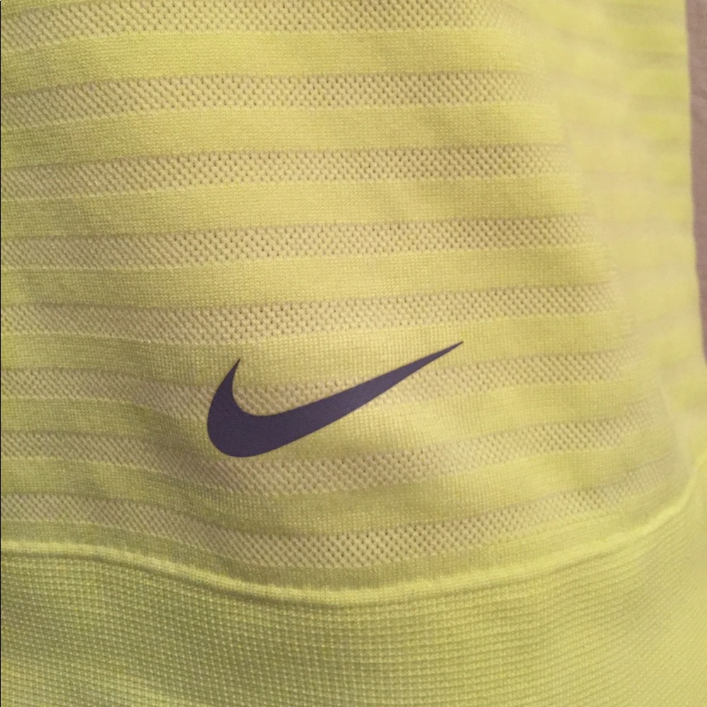 Nike EUC like new sexy muscle tank top