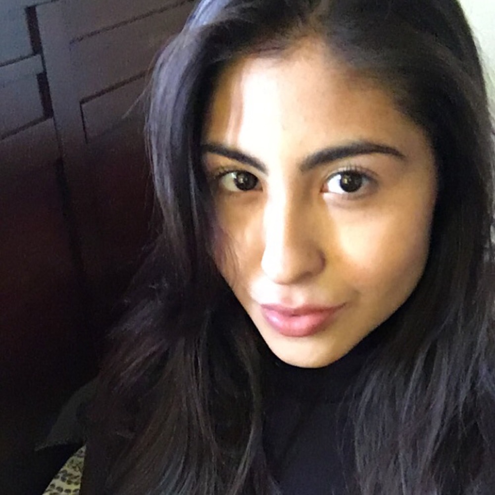 Meet your Posher, Abigail