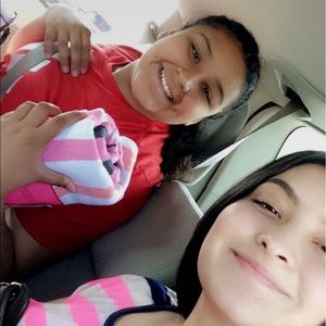 Meet your Posher, Connie