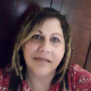 Meet your Posher, Pam