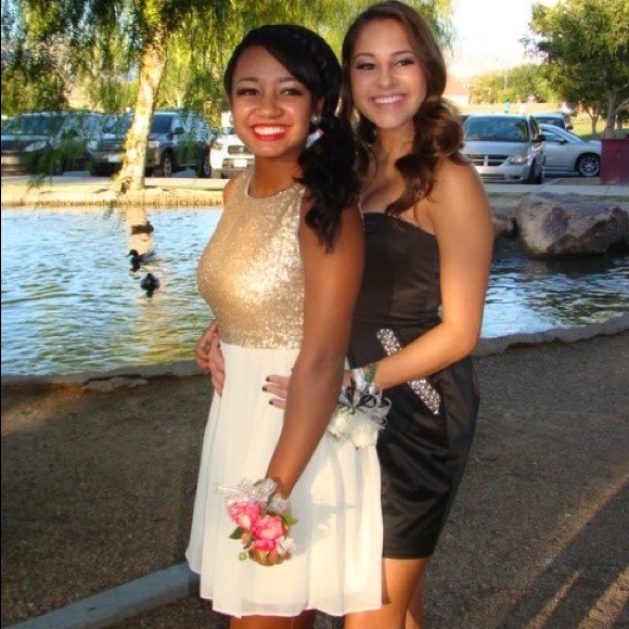 Prom/Homecoming Dress - Picture 2 of 2