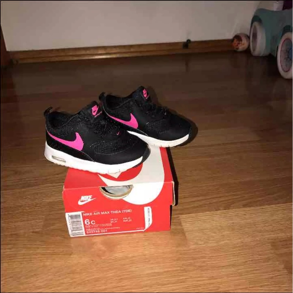 Nike air max thea