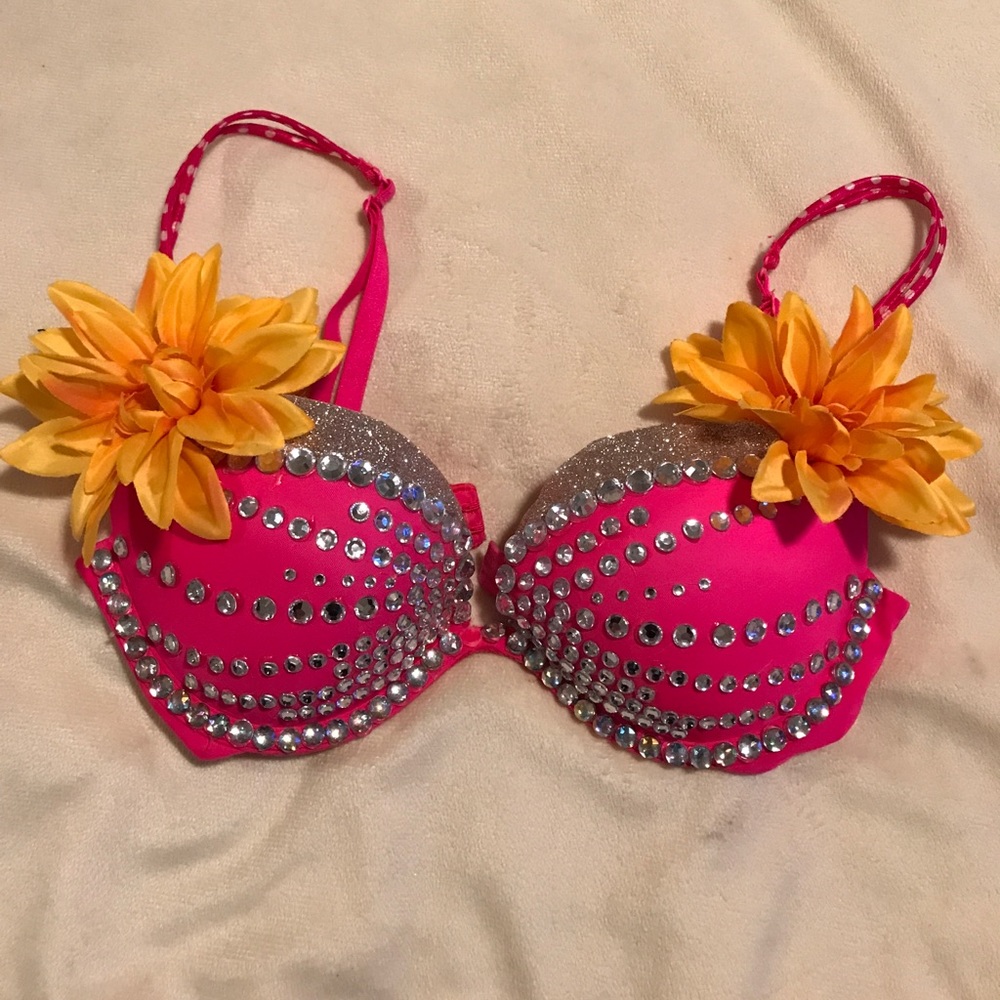 Rave bra.