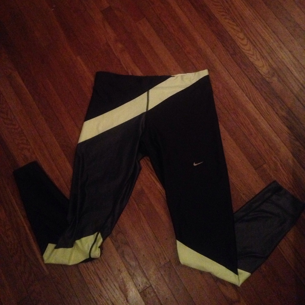 Nike Dri-Fit Stretch Pants