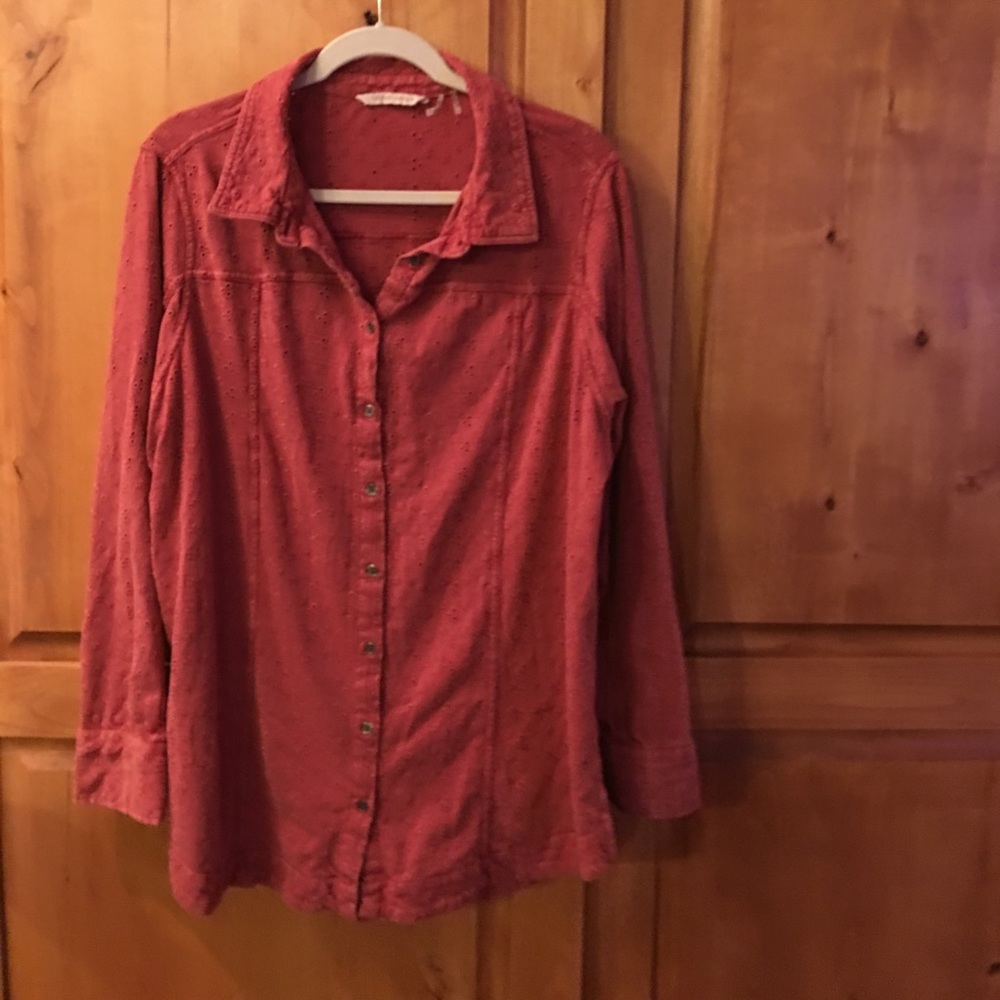 Soft Surroundings Eyelet Knit shirt