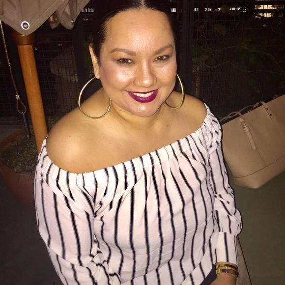 Meet your Posher, Monica - Picture 1 of 1