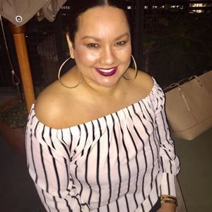 Meet your Posher, Monica