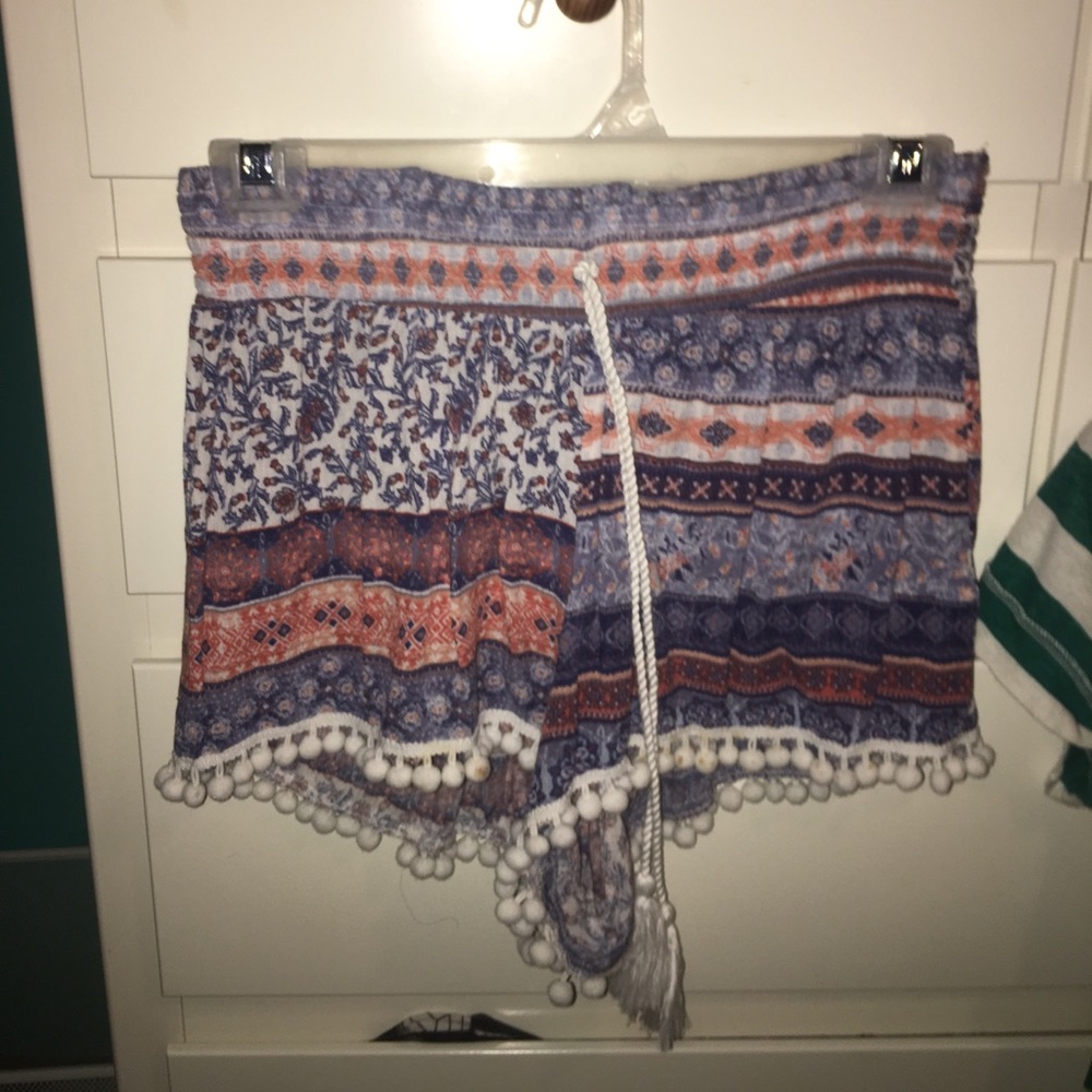 Pattern cloth shorts